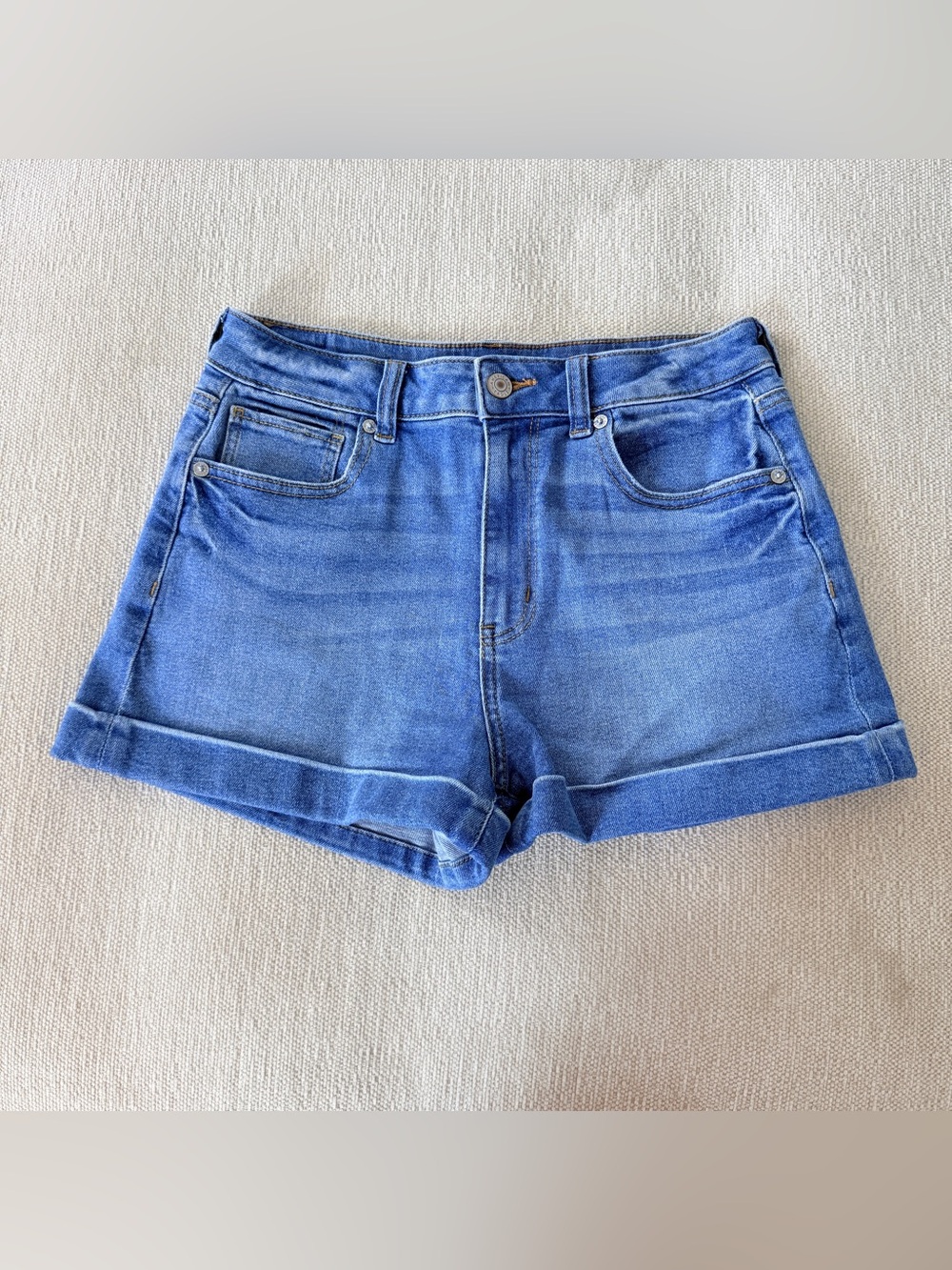 American Eagle Outfitters Medium Blue Cuffed Denim Mom Shorts